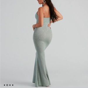 Small windsor prom dress